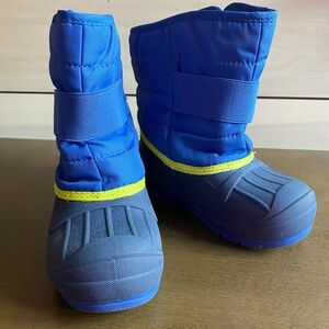 Boys Winter Blue and Gray Snow Boots